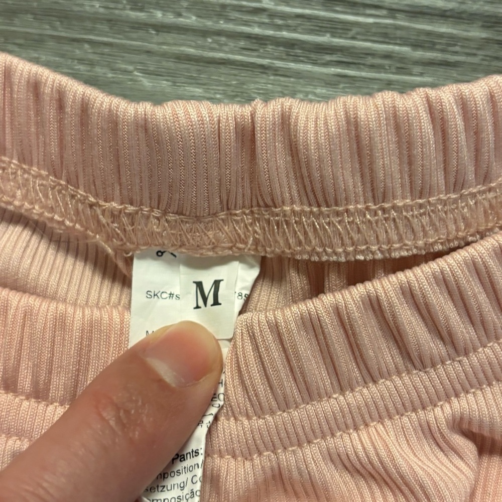 🩰Pink Collared Ruffled Pajamas🩰 - Picture 7 of 7